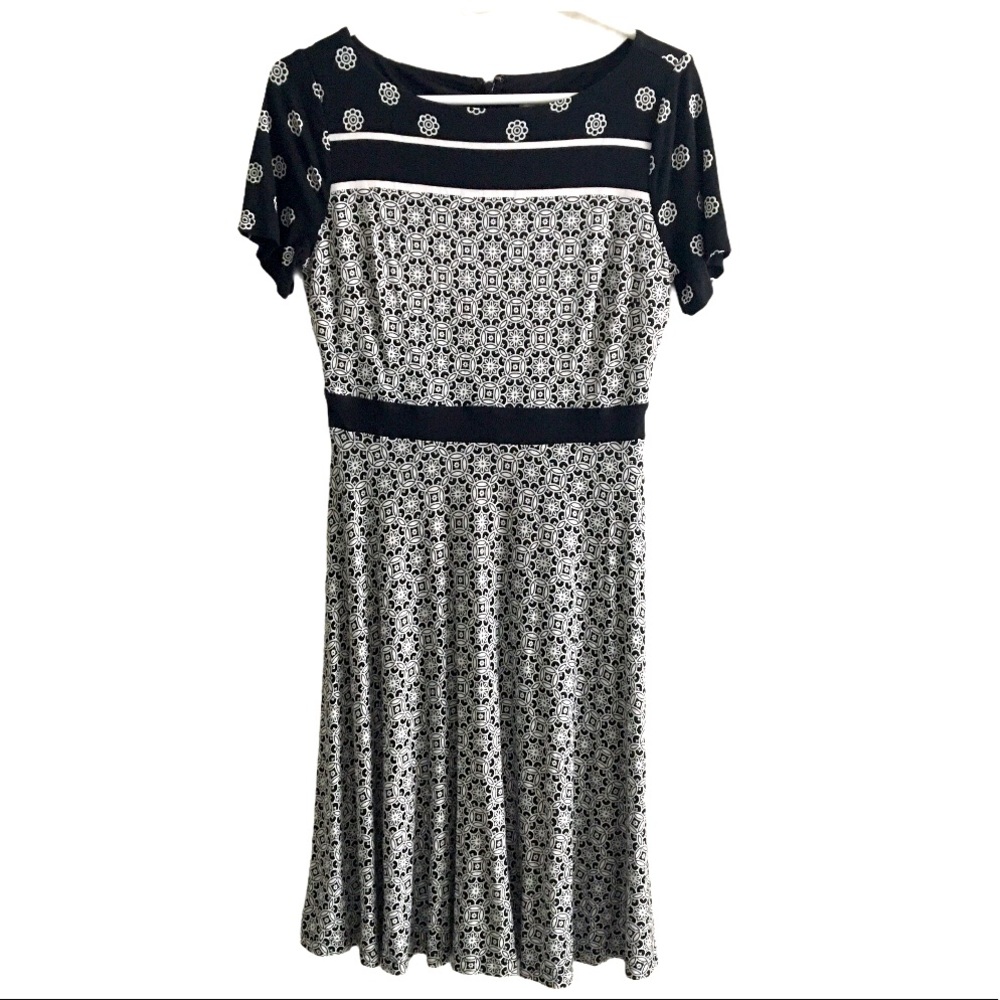 NWOT LOFT Patterned Rayon Dress 4
